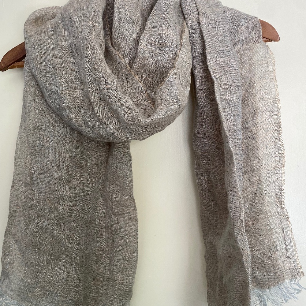 Gorgeous Grey Linen Scarf